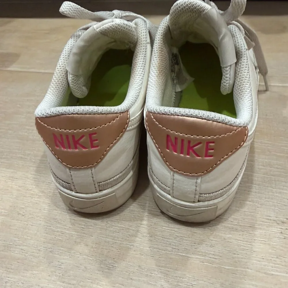 Nike Court Legacy Size 5
